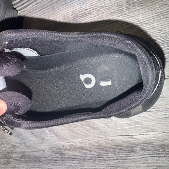 On Cloud X3 - Picture 4 of 8